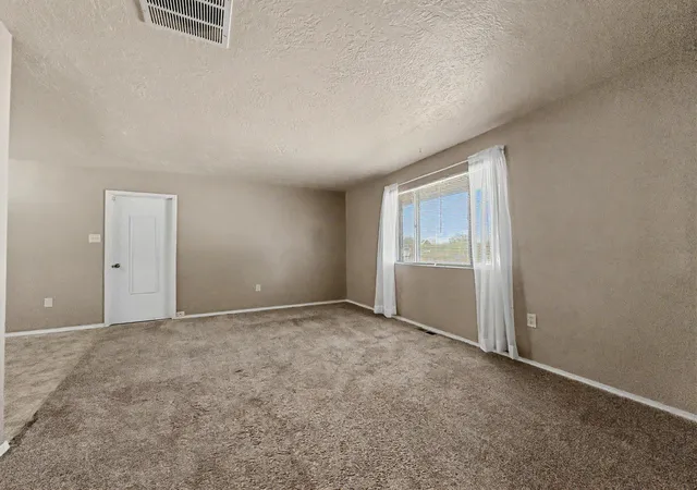 Homes for sale in Los Lunas, NM | 20 Cactus Dr, Los Lunas, NM 87031 | MLS# 1097774