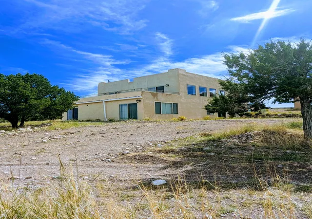 Photo 3 of Single family home for sale at 8 Overlook Way, Magdalena, NM 87825 | MLS# 1097791 | Listing updated on 2026-08-07