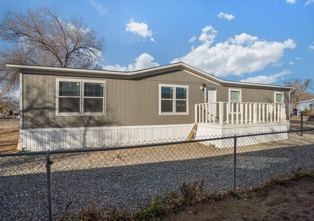 Photo 1 of Manufactured home for sale at 8401 Pan American NE #320, Albuquerque, NM 87113 | MLS# 1097823 | Listing updated on 2026-07-21