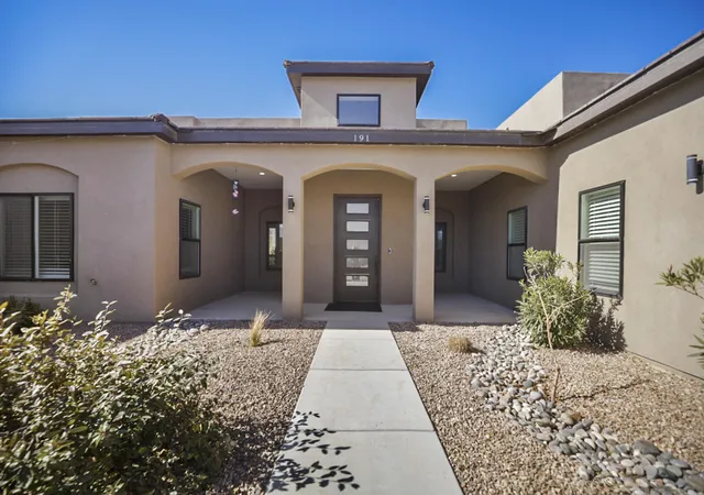 Photo 3 of Single family home for sale at 191 Ivan Ct NE, Rio Rancho, NM 87124 | MLS# 1097797 | Listing updated on 2026-10-05