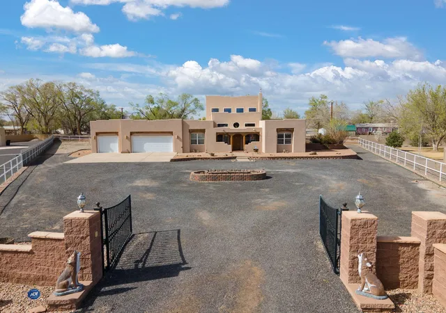 Homes for sale in Bosque Farms, NM | 650 Barnett Rd, Bosque Farms, NM 87068 | MLS# 1097864
