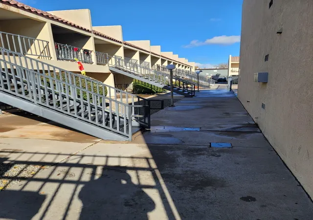 Homes for sale in Albuquerque, NM | 1025 Valencia Dr Se #APT 25, Albuquerque, NM 87108 | MLS# 1097873