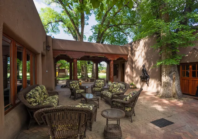 Photo 4 of Single family home for sale at 7011 Rio Grande Blvd NW, Los Ranchos, NM 87107 | MLS# 1097951 | Listing updated on 2026-07-25
