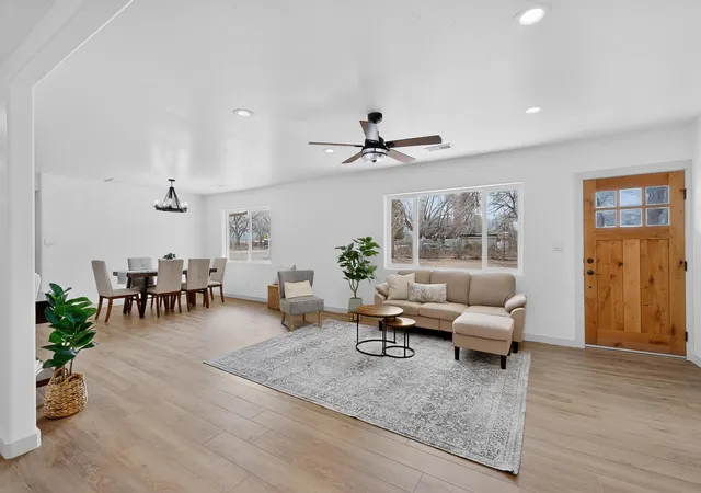 Photo 4 of Sale Pending at 1067 Highway 314 NW, Los Lunas, NM 87031 | MLS# 1098149 | Listing updated on 2026-08-25