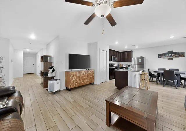 Photo 4 of Single family home for sale at 1702 Adelaide Ln, Belen, NM 87002 | MLS# 1098191 | Listing updated on 2026-09-25