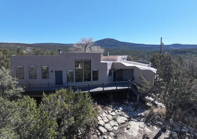 Homes for sale in Tijeras, NM | 35 Gallinger Ln, Tijeras, NM 87059 | MLS# 1098194
