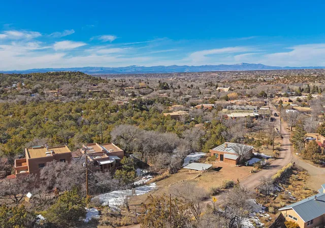 Homes for sale in Santa Fe, NM | 436 Apodaca Hill St, Santa Fe, NM 87501 | MLS# 1098284