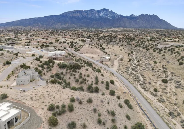 Homes for sale in Placitas, NM | 15 Mimbres Ct, Placitas, NM 87043 | MLS# 1098345