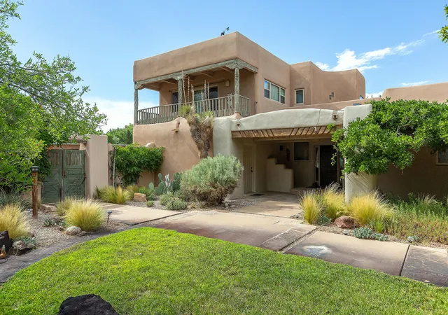 Photo 4 of Single family home for sale at 257 Camino De Lucia, Corrales, NM 87048 | MLS# 1098349 | Listing updated on 2026-10-05
