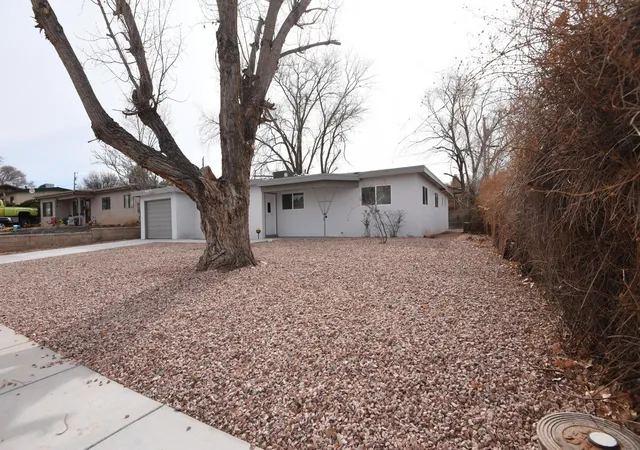 Homes for sale in Grants, NM | 621 Elko Ave, Grants, NM 87020 | MLS# 1098368
