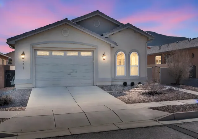 Photo 2 of Single family home for sale at 331 Rio Chama Cir Sw, Los Lunas, NM 87031 | MLS# 1098574 | Listing updated on 2026-08-01