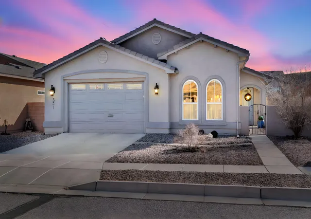Photo 3 of Single family home for sale at 331 Rio Chama Cir Sw, Los Lunas, NM 87031 | MLS# 1098574 | Listing updated on 2026-08-01