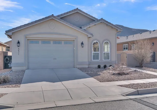 Photo 3 of Single family home for sale at 331 Rio Chama Cir SW, Los Lunas, NM 87031 | MLS# 1098574 | Listing updated on 2026-08-01