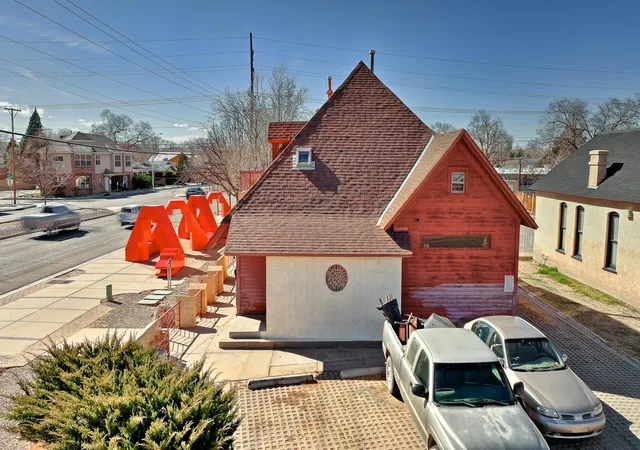 1st image of 807 8th St Nw, Albuquerque, NM 87102 | MLS# 1098626