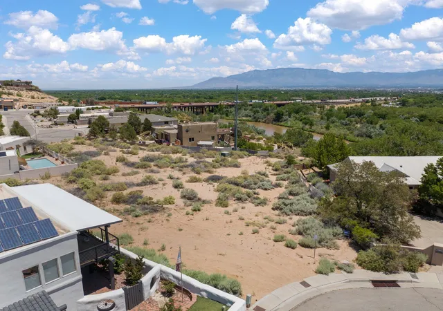 2nd image of 1604 Bluffside Pl Nw, Albuquerque, NM 87105 | MLS# 1098648