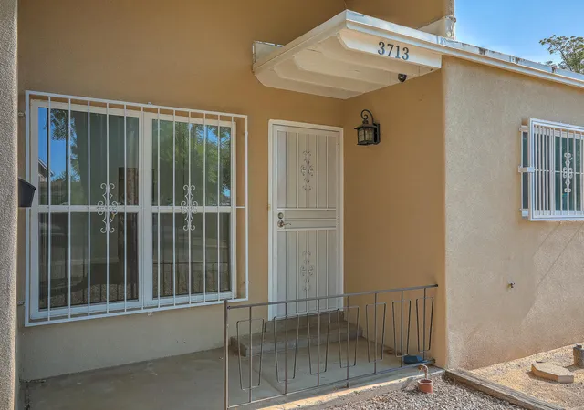 Photo 4 of Single family home for sale at 3713 Palo Duro Ave NE, Albuquerque, NM 87110 | MLS# 1098745 | Listing updated on 2026-07-21