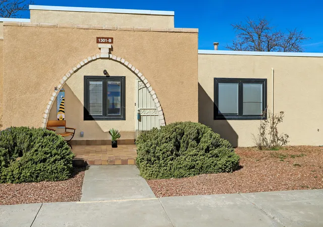 Photo 3 of Sale Pending at 1301 Rio Rancho Dr SE #B, Rio Rancho, NM 87124 | MLS# 1098814 | Listing updated on 2026-07-06