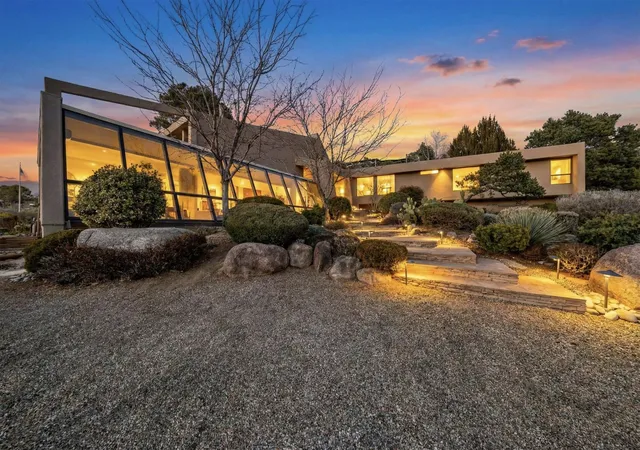 1st image of 302 Juniper Hill Rd Ne, Albuquerque, NM 87122 | MLS# 1098838