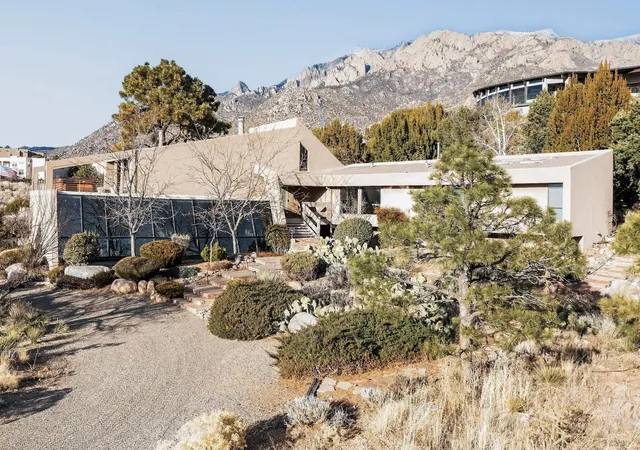 2nd image of 302 Juniper Hill Rd Ne, Albuquerque, NM 87122 | MLS# 1098838