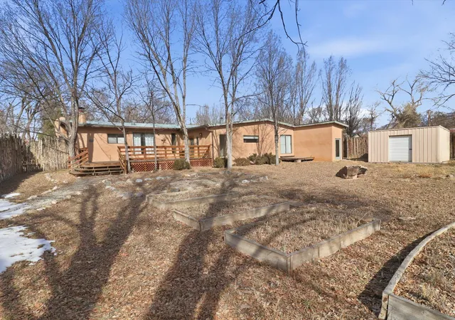 2nd image of 104 Guthrie Ln #A & B, Taos, NM 87571 | MLS# 1098847