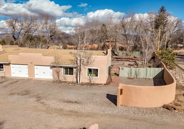 2nd image of 525 La Lomita Rd #H, Taos, NM 87571 | MLS# 1098854
