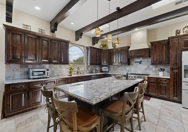 Photo 4 of Single family home for sale at 503 Camino Espanol NW, Albuquerque, NM 87107 | MLS# 1098873 | Listing updated on 2026-08-04