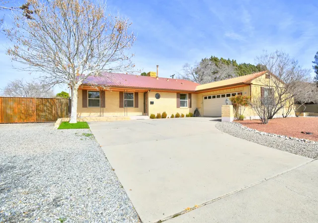Homes for sale in Albuquerque, NM | 7013 Aztec Rd Ne, Albuquerque, NM 87110 | MLS# 1098886