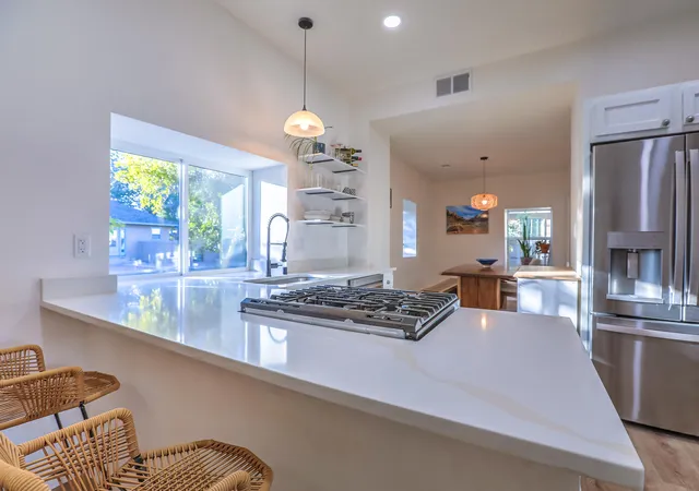 4th image of 800 13Th St Nw, Albuquerque, NM 87102 | MLS# 1099006