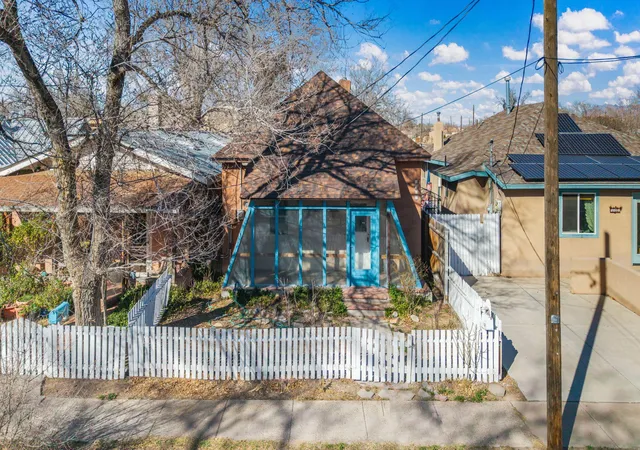 2nd image of 1305 Marble Ave Nw, Albuquerque, NM 87104 | MLS# 1099047