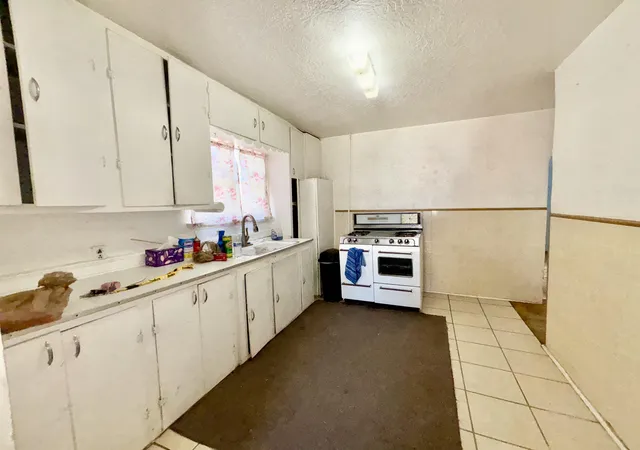 Homes for sale in Los Lunas, NM | 444 Main St Nw, Los Lunas, NM 87031 | MLS# 1099097