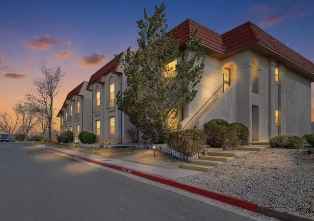 1st image of 823 Country Club Dr Se #APT 2E, Rio Rancho, NM 87124 | MLS# 1099256