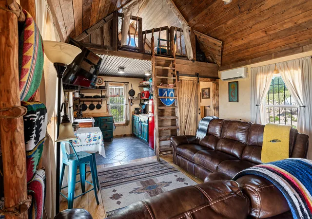Photo 4 of Single family home for sale at 4221 Palo Amarillo Rd, Santa Rosa, NM 88435 | MLS# 1099331 | Listing updated on 2026-07-30