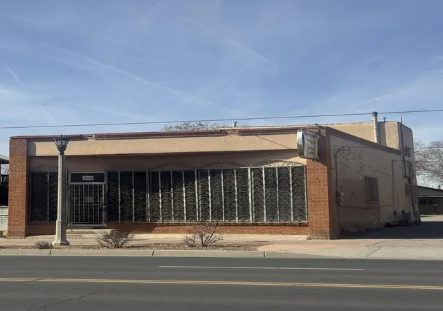 2nd image of 315 Rio Grande Blvd Nw, Albuquerque, NM 87104 | MLS# 1099347