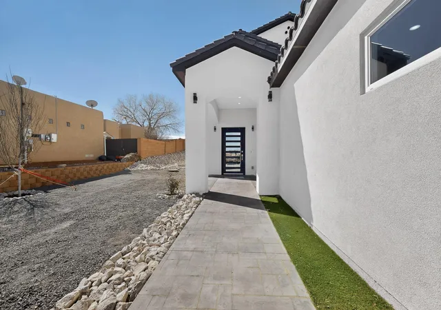 Homes for sale in Rio Rancho, NM | 6030 Miller Rd Ne, Rio Rancho, NM 87144 | MLS# 1099369