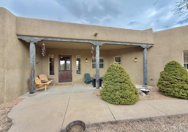 Homes for sale in Tijeras, NM | 29 Holiday Loop, Tijeras, NM 87059 | MLS# 1099502