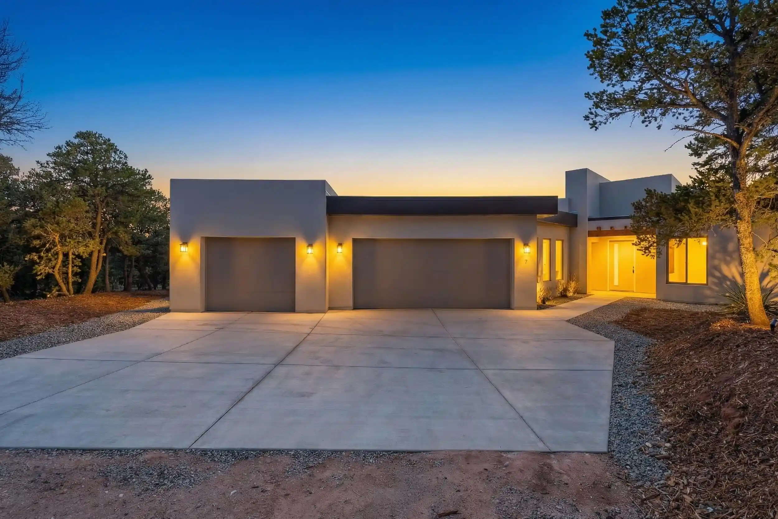 Photo 2 of Single family home for sale at 7 Pinon Ridge Rd, Tijeras, NM 87059 | MLS# 1099566 | Listing updated on 2026-10-27