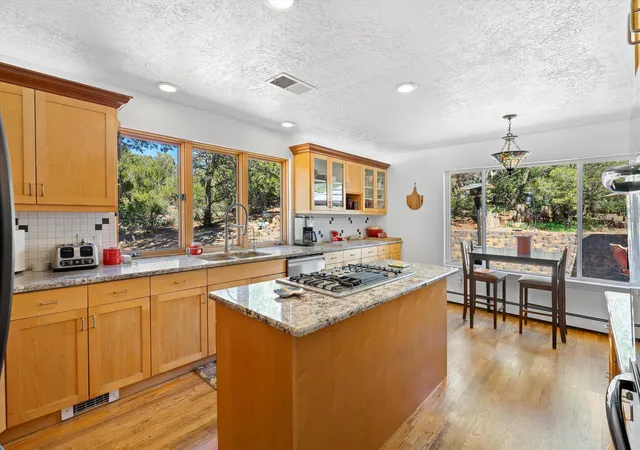 Photo 1 of Single family home for sale at 11 Eagle Trl, Tijeras, NM 87059 | MLS# 1099596 | Listing updated on 2026-08-18