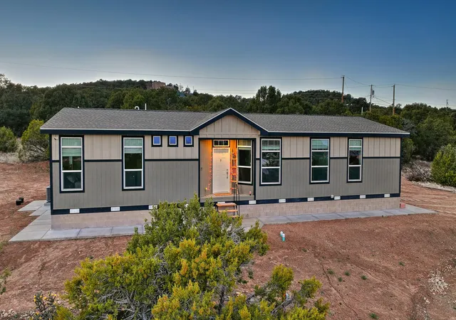 Homes for sale in Tijeras, NM | 19 Edge Of Woods Rd, Tijeras, NM 87059 | MLS# 1099607