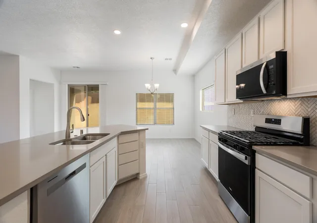 Photo 4 of Single family home for sale at 4839 Manzano Peak St SW, Los Lunas, NM 87031 | MLS# 1099614 | Listing updated on 2026-08-21