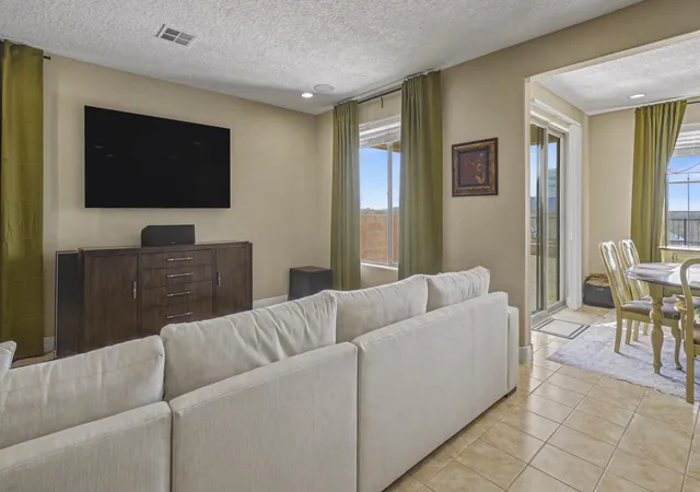 Homes for sale in Los Lunas, NM | 1136 Vallecito Loop Nw, Los Lunas, NM 87031 | MLS# 1099714
