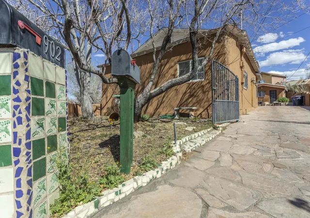 50th image of 902 Edith Blvd Ne, Albuquerque, NM 87102 | MLS# 1099848