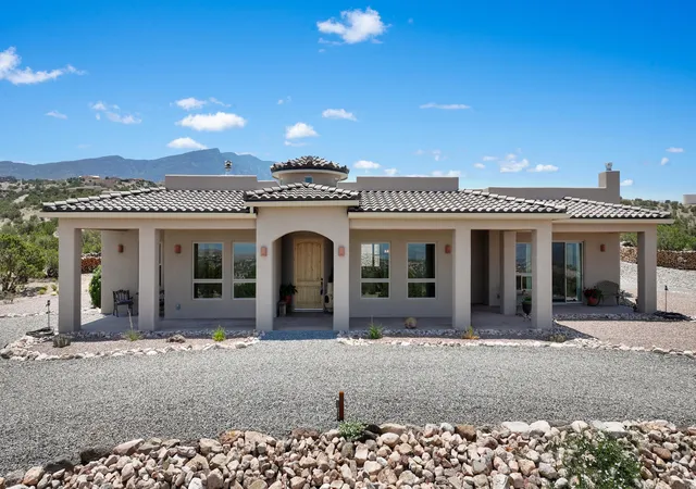 Homes for sale in Placitas, NM | 84 Camino Redondo, Placitas, NM 87043 | MLS# 1099883
