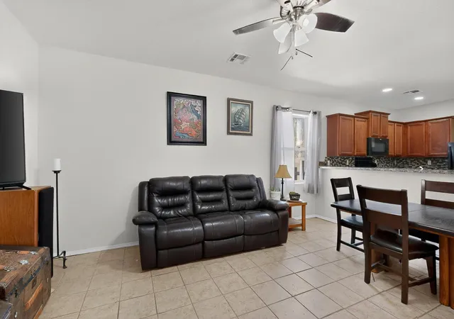 4th image of 6701 Mountain Hawk Loop Ne, Rio Rancho, NM 87144 | MLS# 1099899