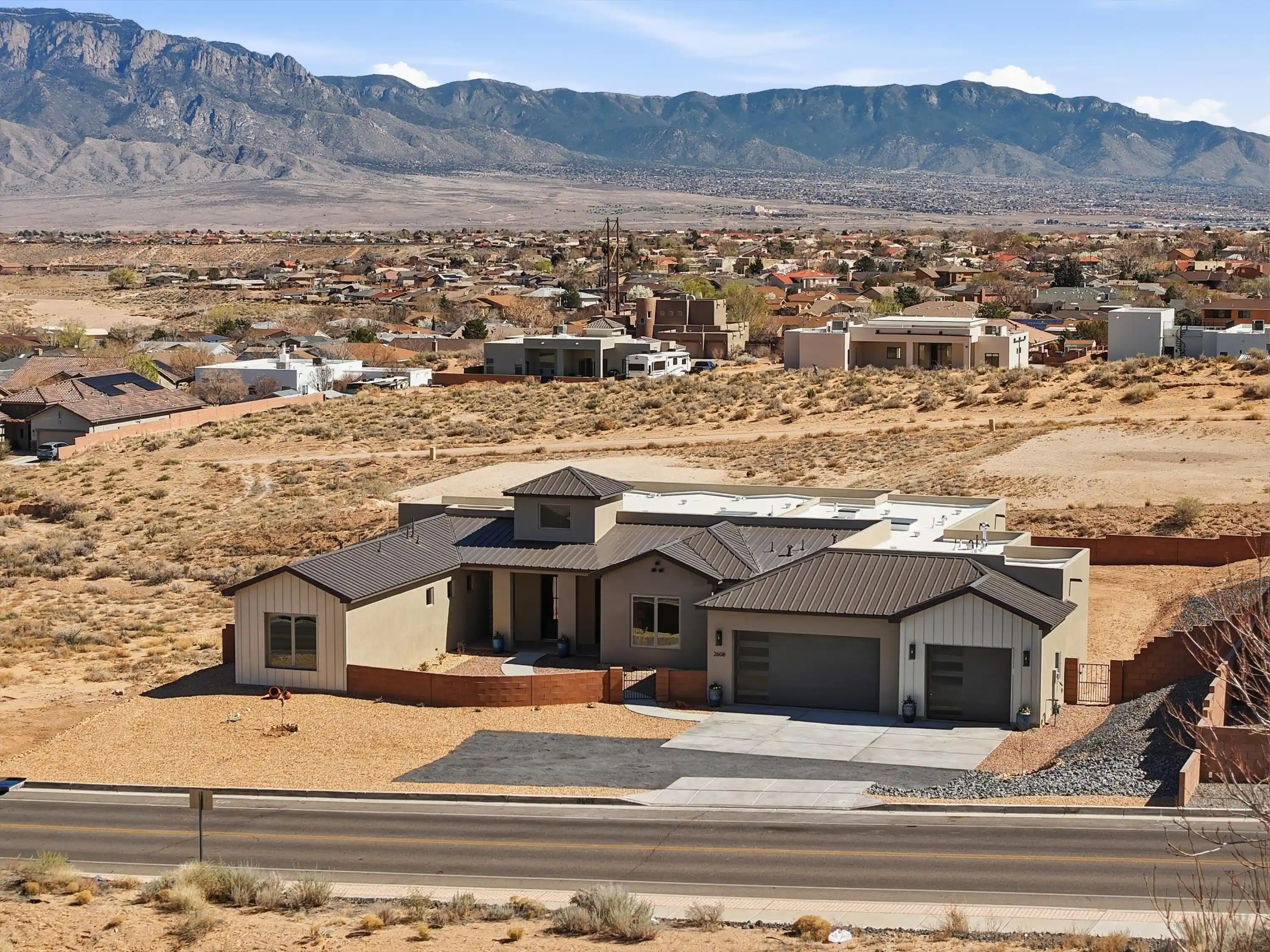 Photo 1 of Sale Pending at 2608 Abrazo Rd Ne, Rio Rancho, NM 87124 | MLS# 1100009 | Listing updated on 2026-10-21