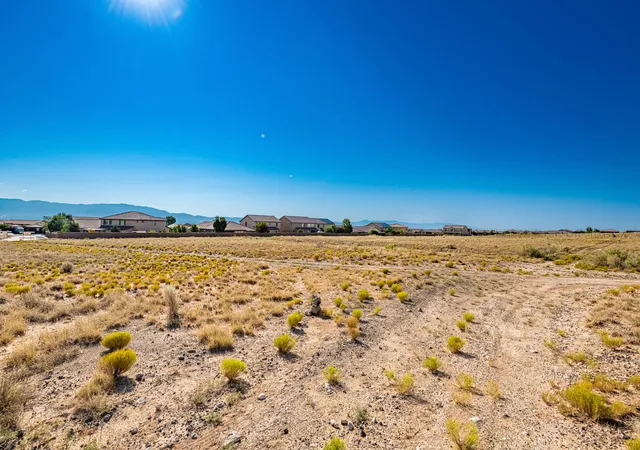 1st image of Tract 13 Villa Real Rd Nw, Albuquerque, NM 87107 | MLS# 1100011