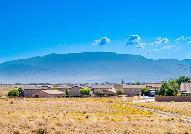 2nd image of Tract 13 Villa Real Rd Nw, Albuquerque, NM 87107 | MLS# 1100011