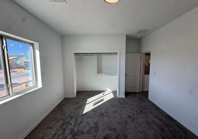 Photo 3 of Single family home for sale at 1640 Valle De Colores Rd Nw, Los Lunas, NM 87031 | MLS# 1100031 | Listing updated on 2026-07-22