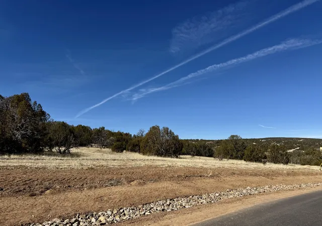 2nd image of 16 Wildwood Dr, Edgewood, NM 87015 | MLS# 1100128