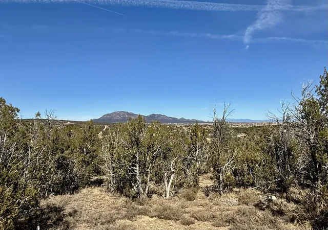 3rd image of 16 Wildwood Dr, Edgewood, NM 87015 | MLS# 1100128