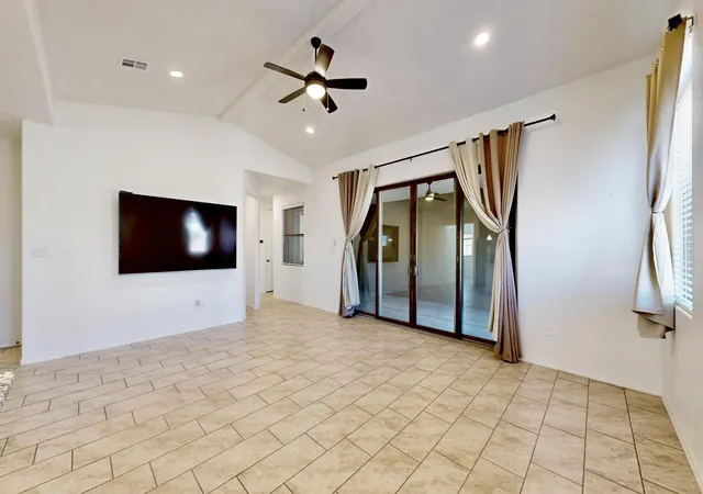 Photo 3 of Sale Pending at 2609 Stryker Rd Se, Albuquerque, NM 87106 | MLS# 1100157 | Listing updated on 2026-08-29